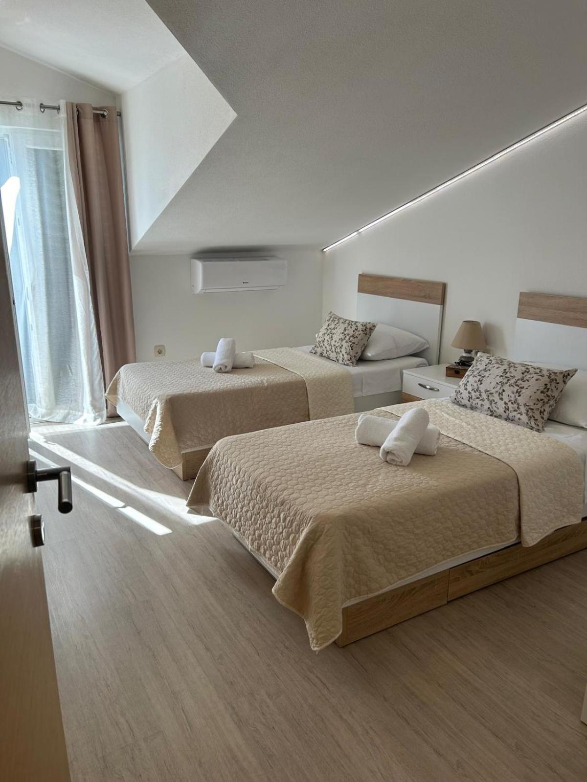 Apartmani Palada Poljica  ภายนอก รูปภาพ
