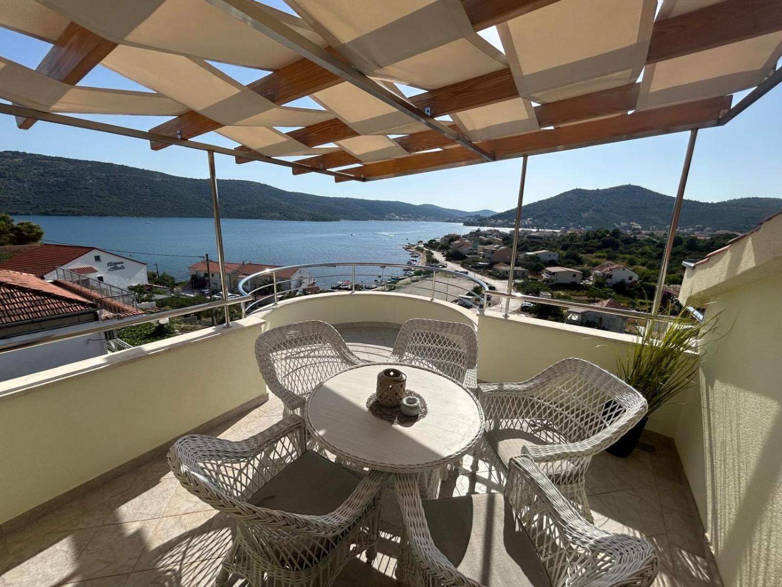 Apartmani Palada Poljica  ภายนอก รูปภาพ