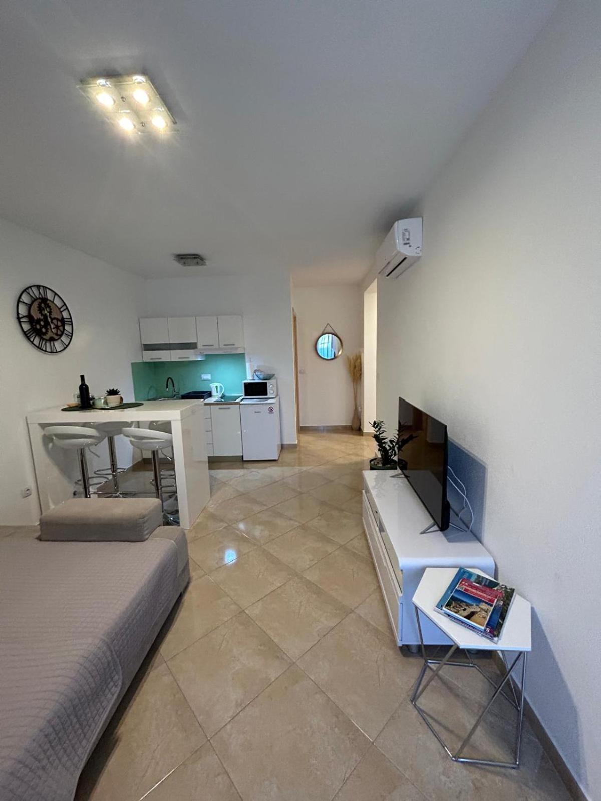 Apartmani Palada Poljica  ภายนอก รูปภาพ